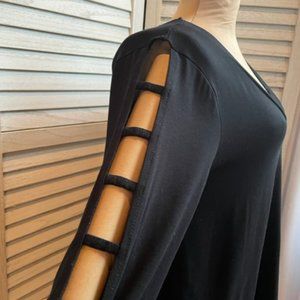 Cupio Womens Top with Sleeve Cutouts, Size Med